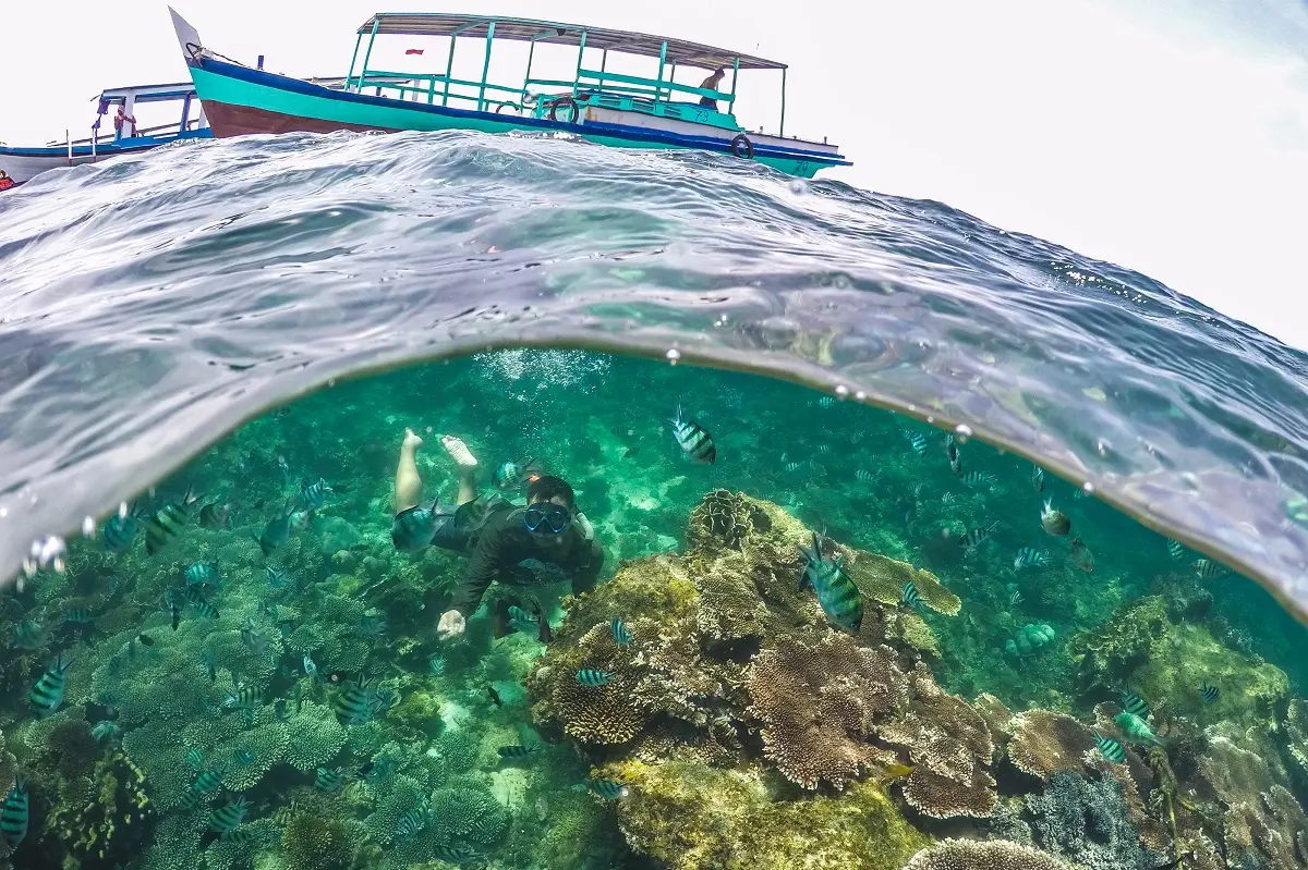 Menikmati Keindahan Pulau Lengkuas