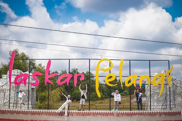 Itinerary Belitung Tour Laskar Pelangi